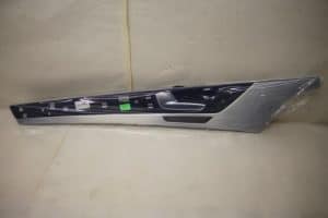 17801419 – 4H0867067EGN6 – Portiergreep 4Deurs links-voor