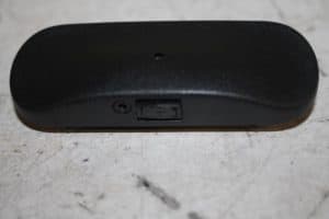 17813370 – 8W0955987A – Front windscreen washer jet