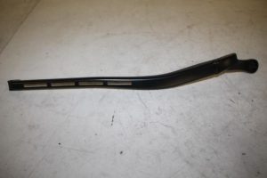17819398 – 8H1955408A – Front wiper arm