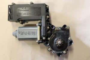 17787263 – 1E0959811B – Door window motor