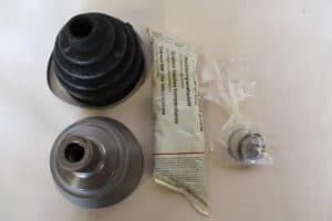 17789955 – 701498099X – Homokinet vorne