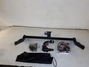 19763901 – 305600600002 – Towbar