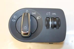 17795325 – 8J1941531J5PR – Light switch