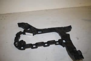 17804546 – 3G5807393 – Stoßstangenstütze links hinten