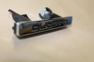 17786498 – 8L0853736B2ZZ – Emblem