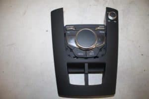 17822238 – 8V0919614BS – Regelunit Multi Media