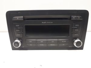 23651817 – 8P0035152F, 8P0057152F – Radio