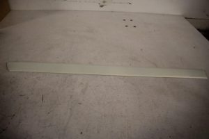 17805183 – 8E0853964GRU – Türschutz 4 türig rechts vorne