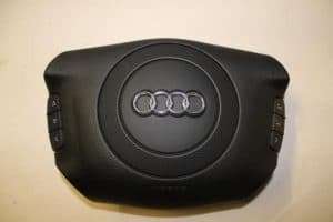 17787644 – 4B0880201AF01C – Airbag links (Lenkrad)