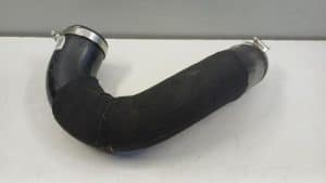 23934791 – 8W0145738C – Intercooler Slang