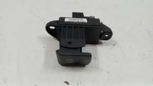 23917216 – 4F2927225B – Handrem schakelaar