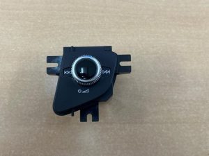 23835068 – 4M1919616B – MMI schakelaar