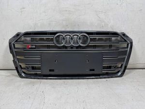23946233 – 8W6853651AT – Grille