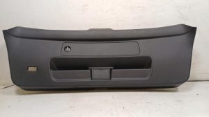 23833525 – 4KE867973C4PK – Tailgate trim
