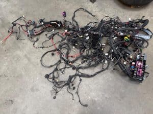 23940681 – 8W6974000, 8W6974076D, 8W6974086, 8W6974138, 8W6974267B, 8W6974165, 8W6974329, 8W6974217, 8W6974412, 8W6974771H, 8W6974244, 8W6974374K, 8W6974081D, 8W6974376J, 8W6974079D, 8W6974087C, 8W6974155D, 8W6974161D, 8W6974175, 8W6974187, 8W6974373B, 8W6974415B, 8W6974727D, 8W6974225, 8W6974218, 8W6974021, 8W6974097D, 8W6974082, 8W6974100K, 8W6974156, 8W6974164D, 8W6974323D, 8W6974189B, 8W6974219C, 8W6974419, 8W6974266, 8W6974256, 8W6974920B, 8W6974191, 8W6974029M, 8W6974085, 8W6974124B, 8W6974909, 8W6974291B, 8W6974327B, 8W6974357B, 8W6974375D, 8W6974677B, 8W6974246, 8W6974183, 8W6974226, 8W6974330B, 8W6974136F – Kabelboom