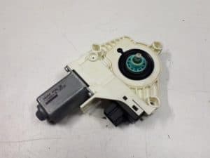 23919050 – 4F0959802F – Door window motor