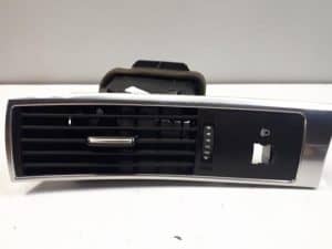 23787393 – 4F1820901DH77 – Luftgitter Armaturenbrett