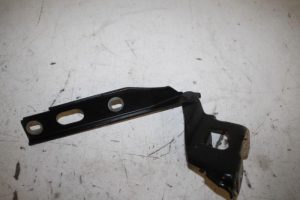 23880742 – 8T0823302D – Motorkap Scharnier