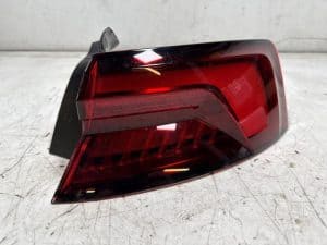 23904554 – 8W6945092J, 8W6945092P – Taillight, right