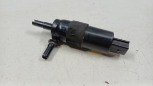 23925816 – 8K0955681 – Headlight washer pump