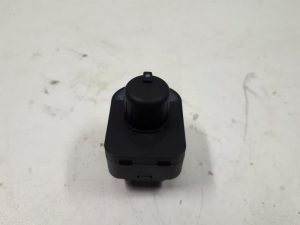 23884743 – 8E09595654PK – Spiegel Schakelaar