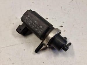 24180333 – 8D0906627 – Vacuum ventiel