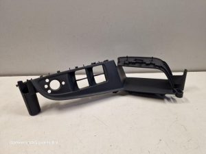 24003414 – 8F1867171A6PS – Handgriff