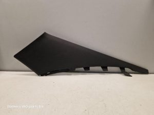 24145081 – 8W6867288AV48 – C-stijl afdekkap rechts