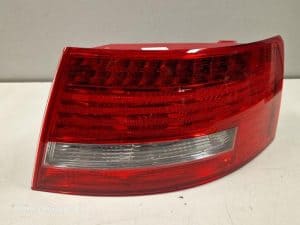 24031736 – 4F5945096N – Taillight, right