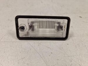 24024144 – 8E0807430B – Registration plate light