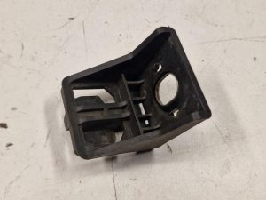 24346715 – 4M0941453 – Stütze (sonstige)