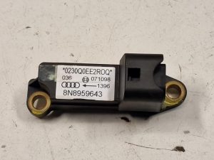 24395843 – 8N8959643 – Airbag Sensor