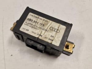 24338952 – 4B0951173 – Alarm Modul
