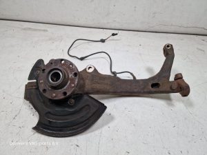 24335492 – 4Z7407254H, 4Z7407258H – Fusee rechts-voor