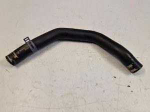 24349363 – 8V0121051 – Kühlerschlauch