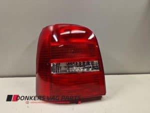 24495588 – 8D9945095D – Achterlicht links