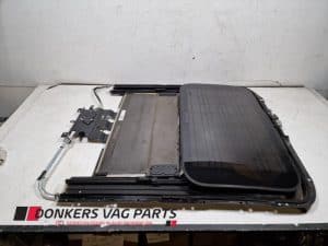 24452143 – 4E0877041H6S9, 4E0877071D – Schuifdak