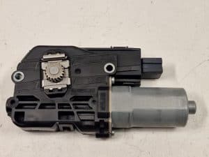 24421004 – 3G5877795 – Schuifdak Motor