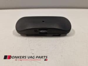 24474480 – 4G0955988A – Front windscreen washer jet