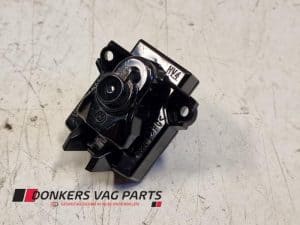 24534437 – 10B945302 – Courtesy lighting