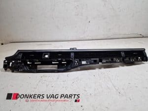 24089224 – 8W1820902E6PS – Luchtrooster Dashboard