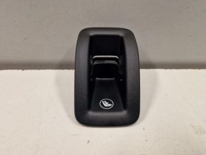 24420983 – 4KE887233B4PK – Isofix support