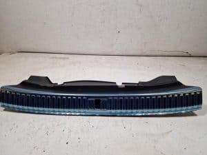 24426737 – 4KE8634714PK – Afdekking slotvanger achter