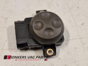 24067226 – 8E095977724S – Stoelverstellings Schakelaar