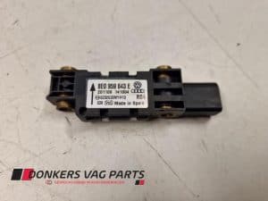 24064851 – 8E0959643E – Airbag Sensor