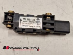 24065470 – 8E0959643E – Airbag Sensor