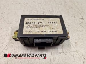 24622641 – 4B0951173 – Alarm module