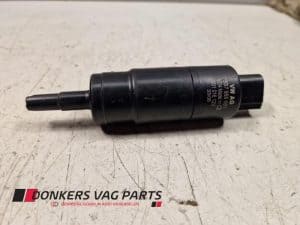 24621673 – 3B7955681 – Headlight washer pump