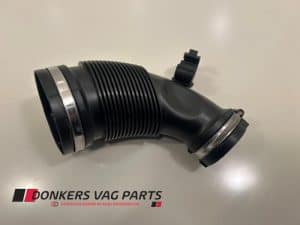 24714771 – 04L129661B – Aanzuigslang Lucht