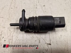 24621378 – 1T0955651 – Windscreen washer pump